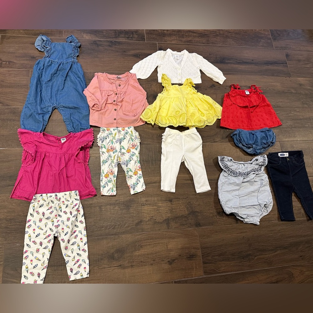 Baby girl Gap and Old Navy 6-12 month summer